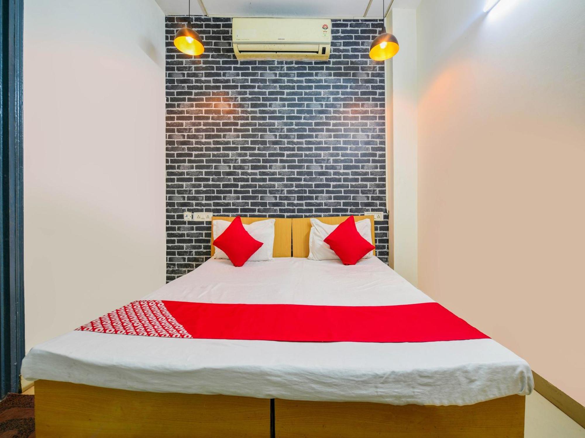 Hotel O Unique Delhi Home Stay Nuova Delhi Esterno foto